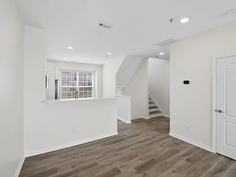 6621 Tor Dr — Photo 15