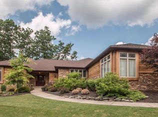 3909 Weymouth Woods Dr, Medina, OH 44256