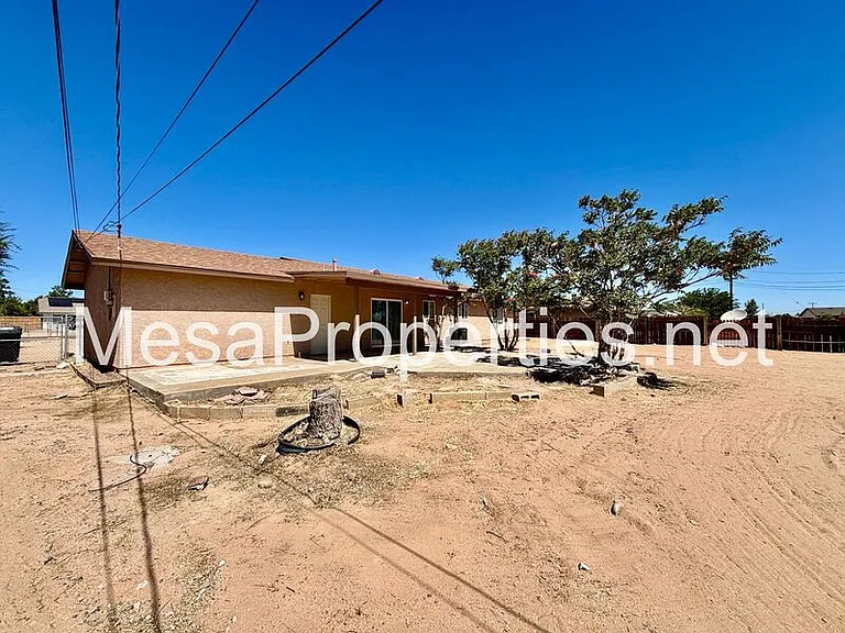 11729 Jamacha Rd — Photo 22