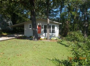 1024 McKimmon Rd, Fayetteville, NC 28303