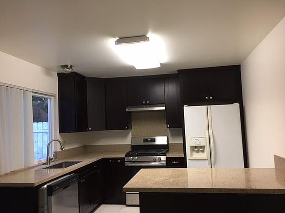 2nd image of 10850 Montongo St