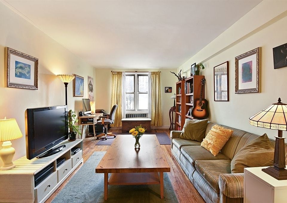 1st image of 330 Haven Ave #4S