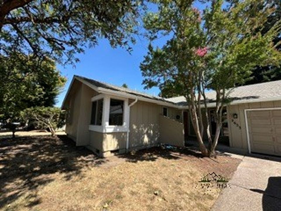1st image of 2653 Erin Way