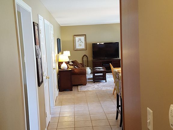 hall way from garage