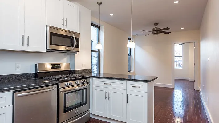 Rented by Nooklyn NYC LLC | media 31