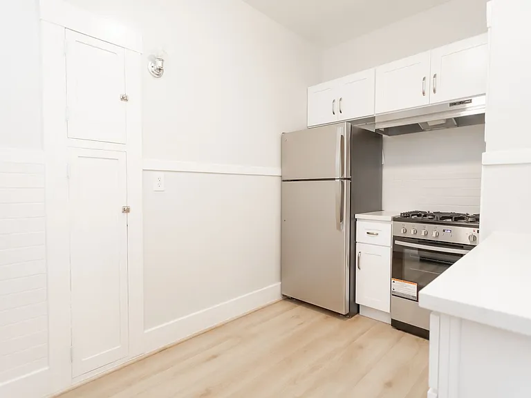 4306 Park Blvd — Photo 7