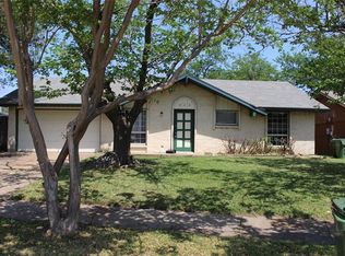 805 Springlake Cir, Garland, TX 75043