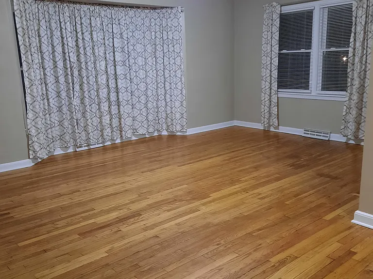 1339 Highland Dr — Photo 5
