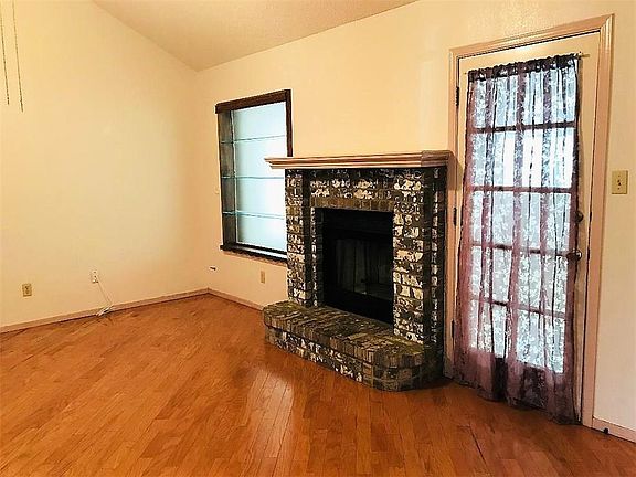 3rd image of 12162 El Greco Cir
