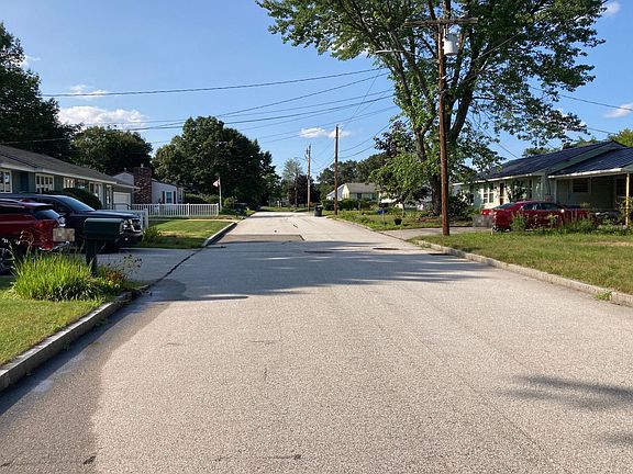 5th image of 100 Murphy St