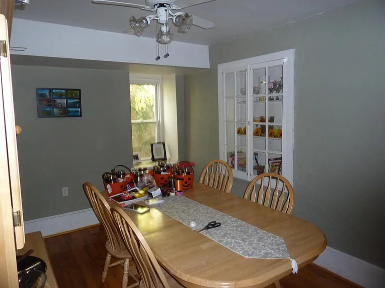 4427 Silverwood St — Photo 7