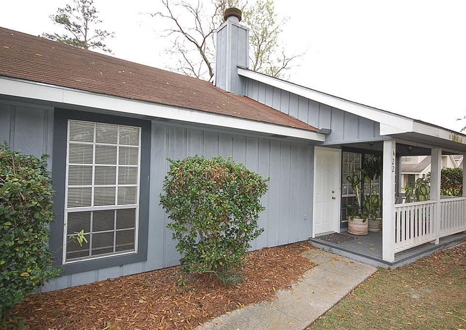 1st image of 422 Cedarwood Dr #422