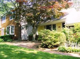76 Surrey Ln, Barnstable, MA 02630