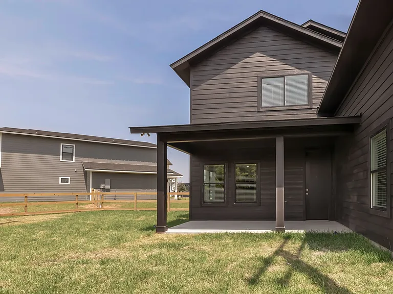 3003 Alpha Wolf Ct — Photo 29