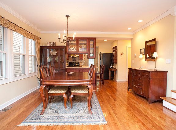 5th image of 603 S Taylor Ave
