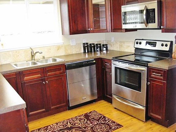 Kitchen-new cabinets