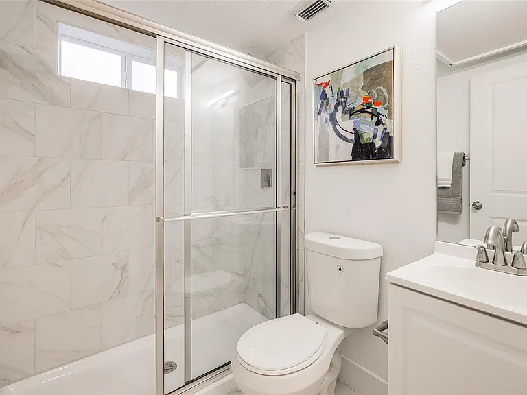 605 Bomar St #1 — Photo 22