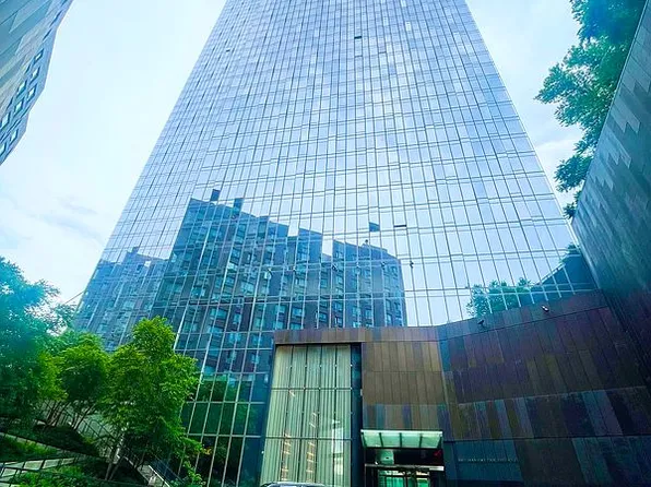 252 South St #21F, New York, NY 10002