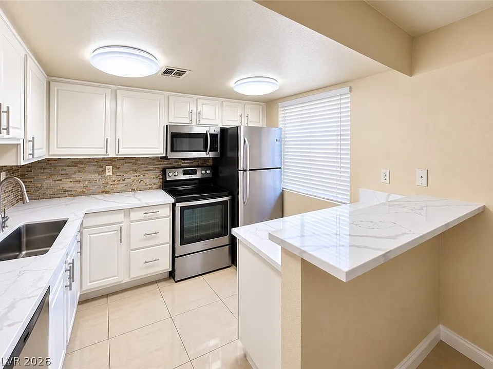 4361 Alexis Dr #333