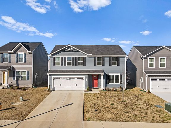 3rd image of 205 Gallant Fox Dr