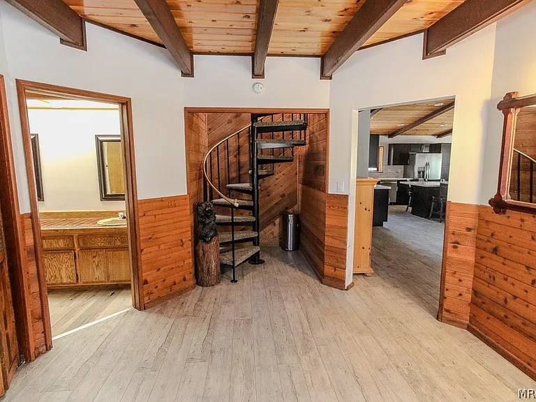 42656 Constellation Dr — Photo 2