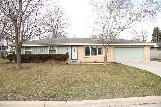2nd image of 2412 W Custer Ave