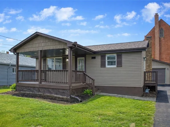 202 Youghiogheny St, Penn, PA 15675