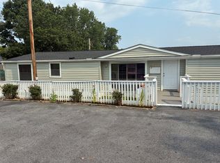 16 Needy Rd, Martinsburg, WV 25405