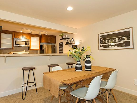 4th image of 300 N 130th St Unit 2105