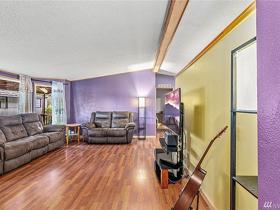 4th image of 43010 SE North Bend Way #3
