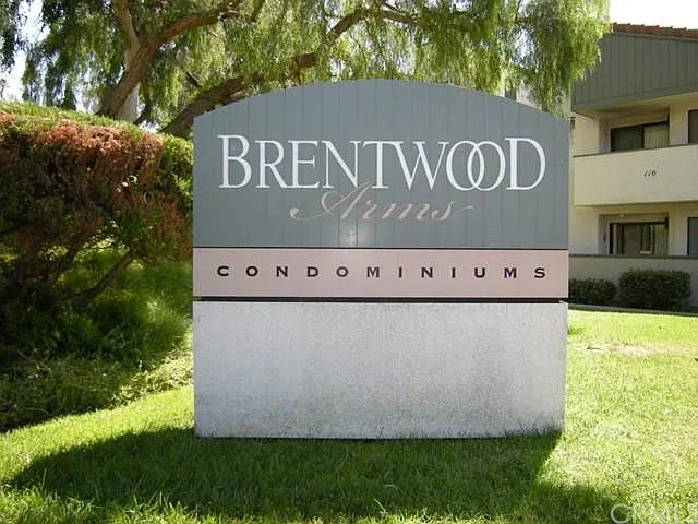 1 bed, 786 sqft, $2,250 — Photo 2