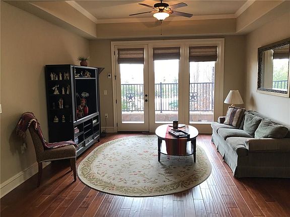 4th image of 301 Watermere Dr APT 209