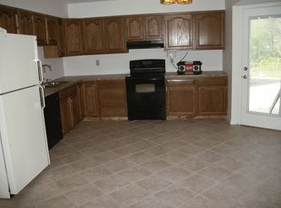 1704 Meadowgate Ln, Louisville, KY