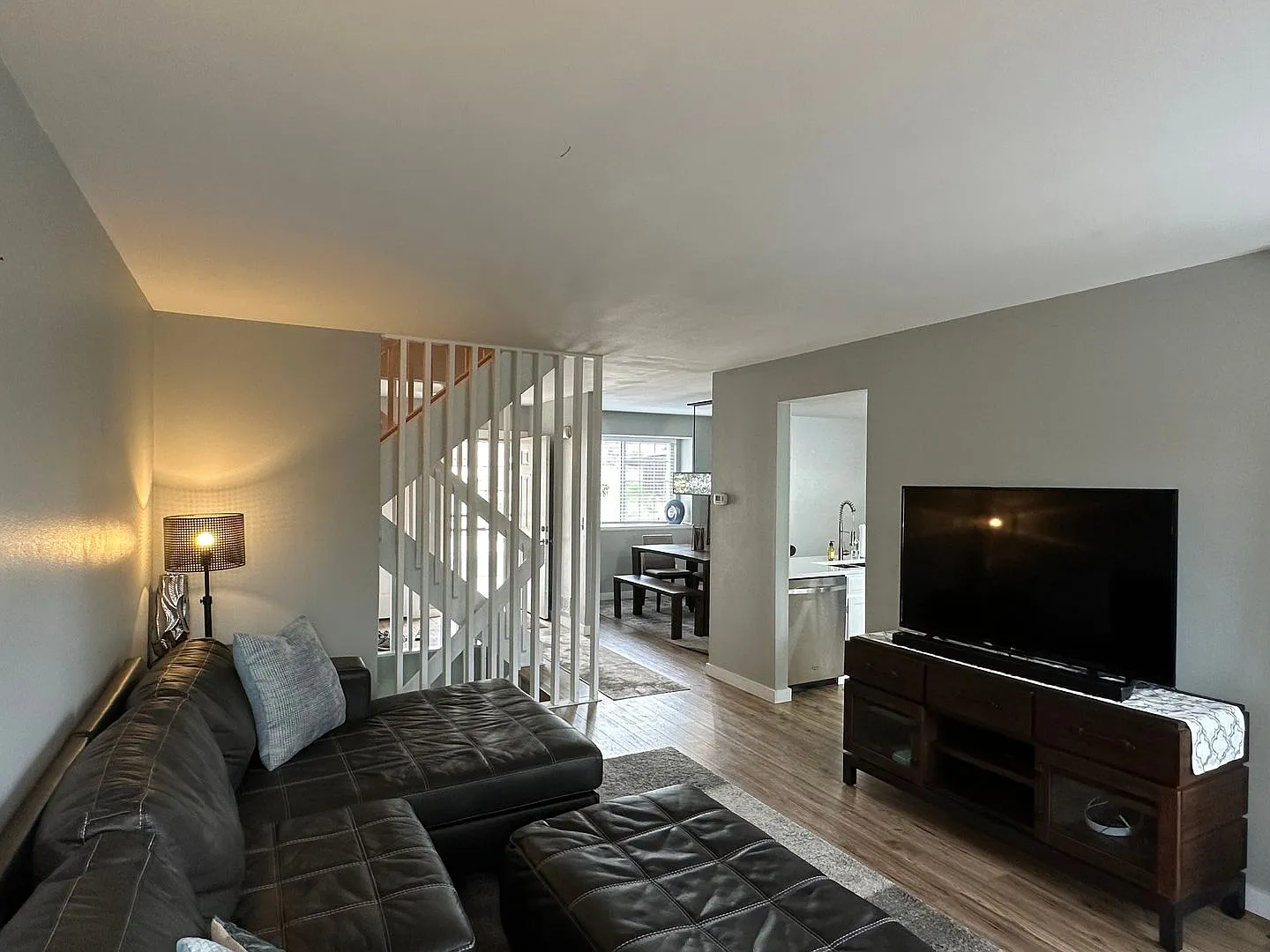 Spacious 2 Bed 2.5 Bath in the heart of Indian Creek — Photo 4