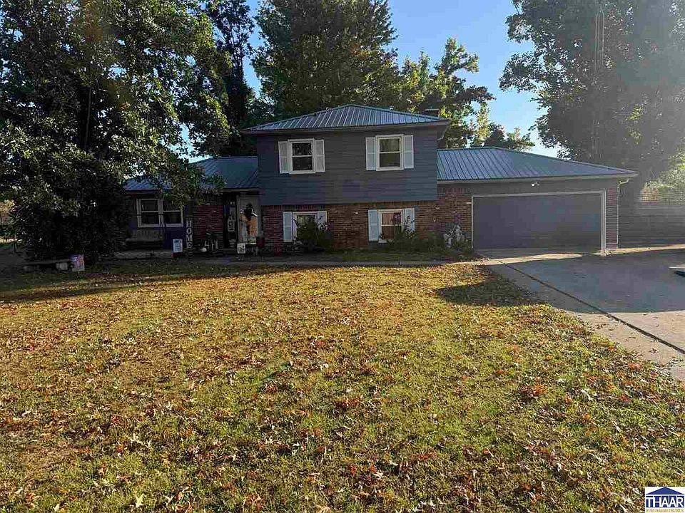 1st image of 10 S Fawn St
