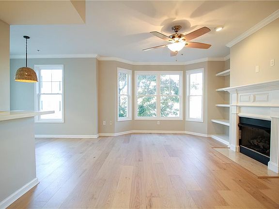 4th image of 225 E Ponce De Leon Ave APT 325