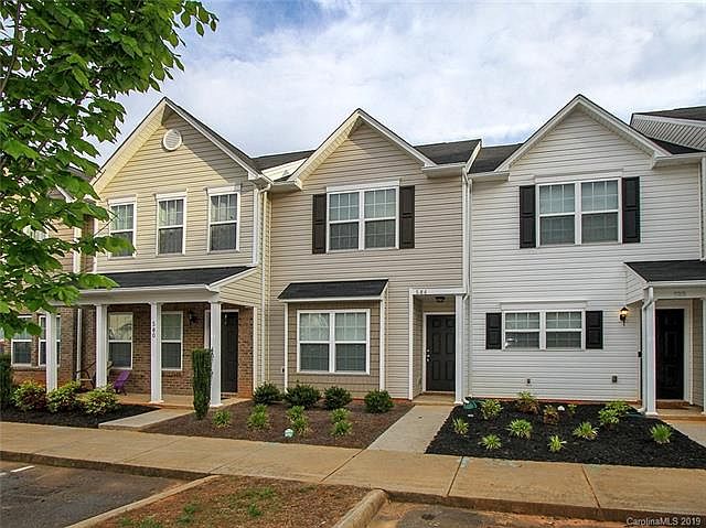 1st image of 584 Fawnborough Ct