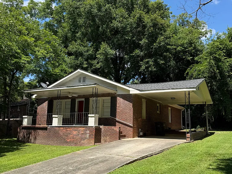 Wofford St — Photo 4