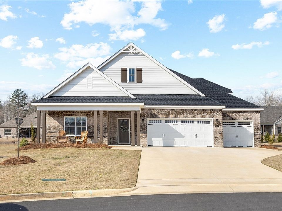 1st image of 1529 Everly Dr