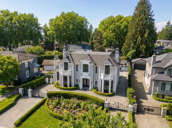 8083 Angus Dr, Vancouver, BC V6P 5K9