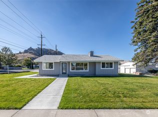 1324 Rosewood Ave, Wenatchee, WA 98801