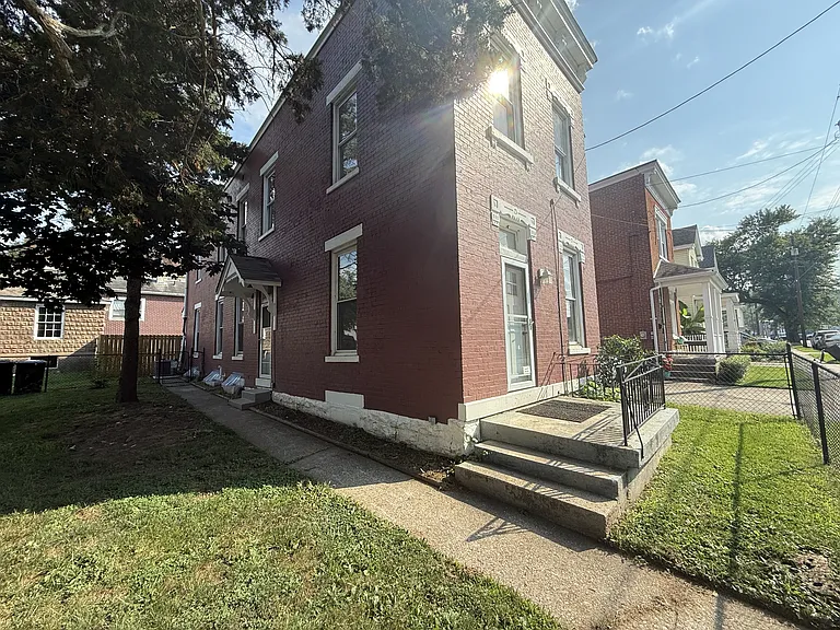 101 Shelby St — Photo 26