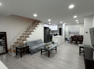 5822 Oakland St, Philadelphia, PA