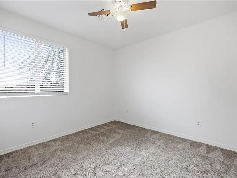 14252 S Avenida Zumba — Photo 20