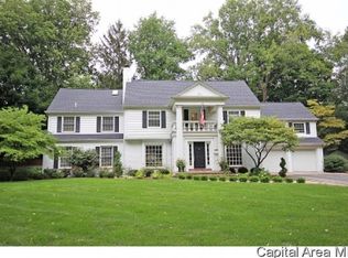 2105 S Wiggins Ave, Springfield, IL 62704