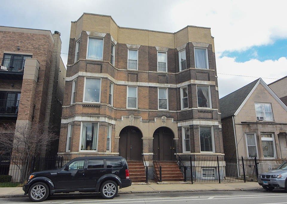 1st image of 2022 W Augusta Blvd Unit 2