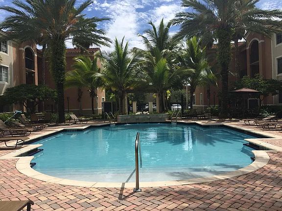 Resort Style Pool