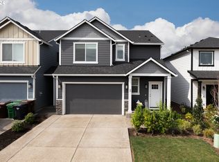 33 Shore Dr, Saint Helens, OR 97051