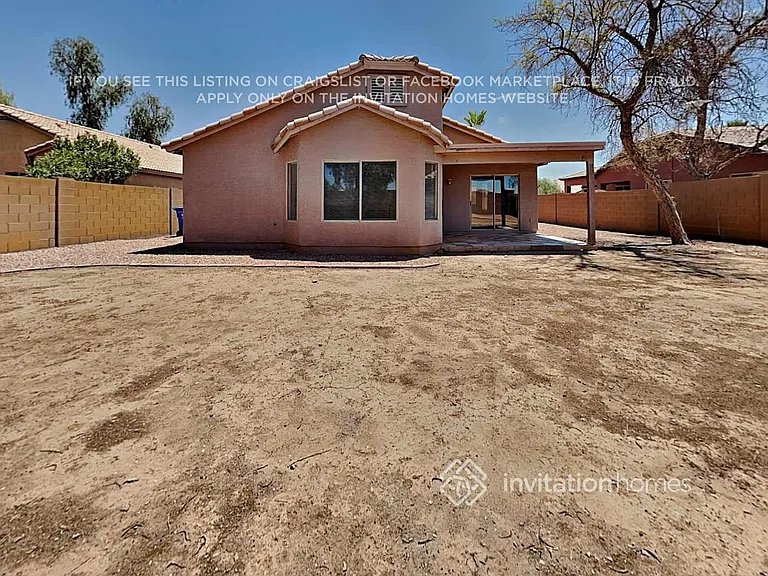 3812 S 74th Dr — Photo 16
