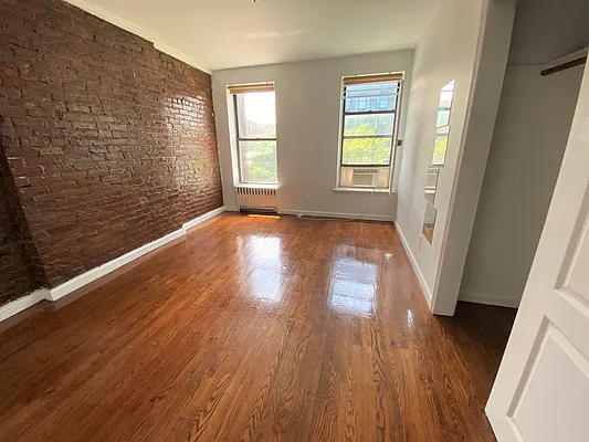 Rented by Douglas Elliman | media 26